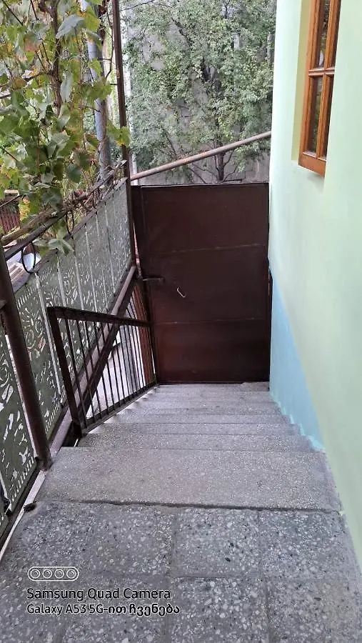 Apartment With A Nice Terrace In Old City Center Тбилиси