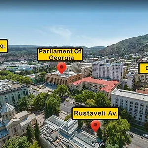 Апартаменты Center 2bdr Near Rustaveli Av., Тбилиси