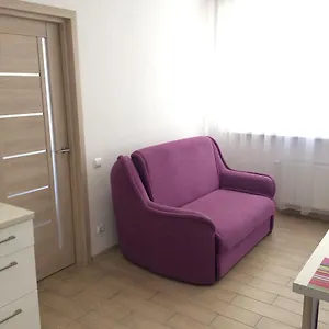 https://cozy-apartment-near-the-airport-kyiv.hotels-of-kiev.com