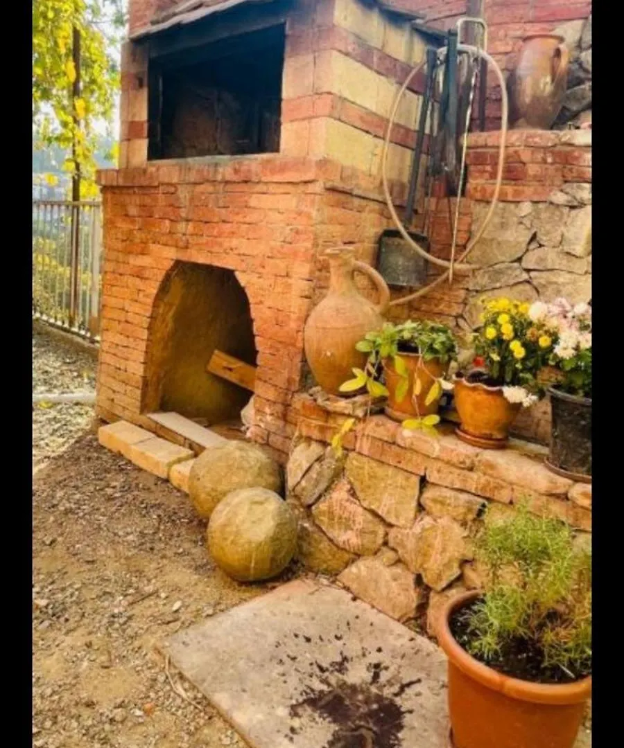 Apartment With A Nice Terrace In Old City Center Tbilisi